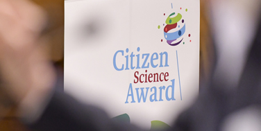 Bunt wie die teilnehmenden Projekte: das Logo des Citizen Science Award 2018 Foto: Martin Hörmandinger